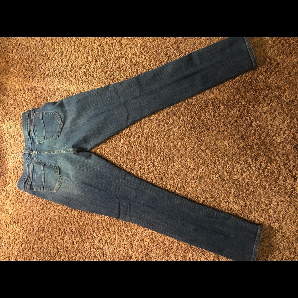 Old Navy Sweet Heart Jeans - Picture 3 of 4